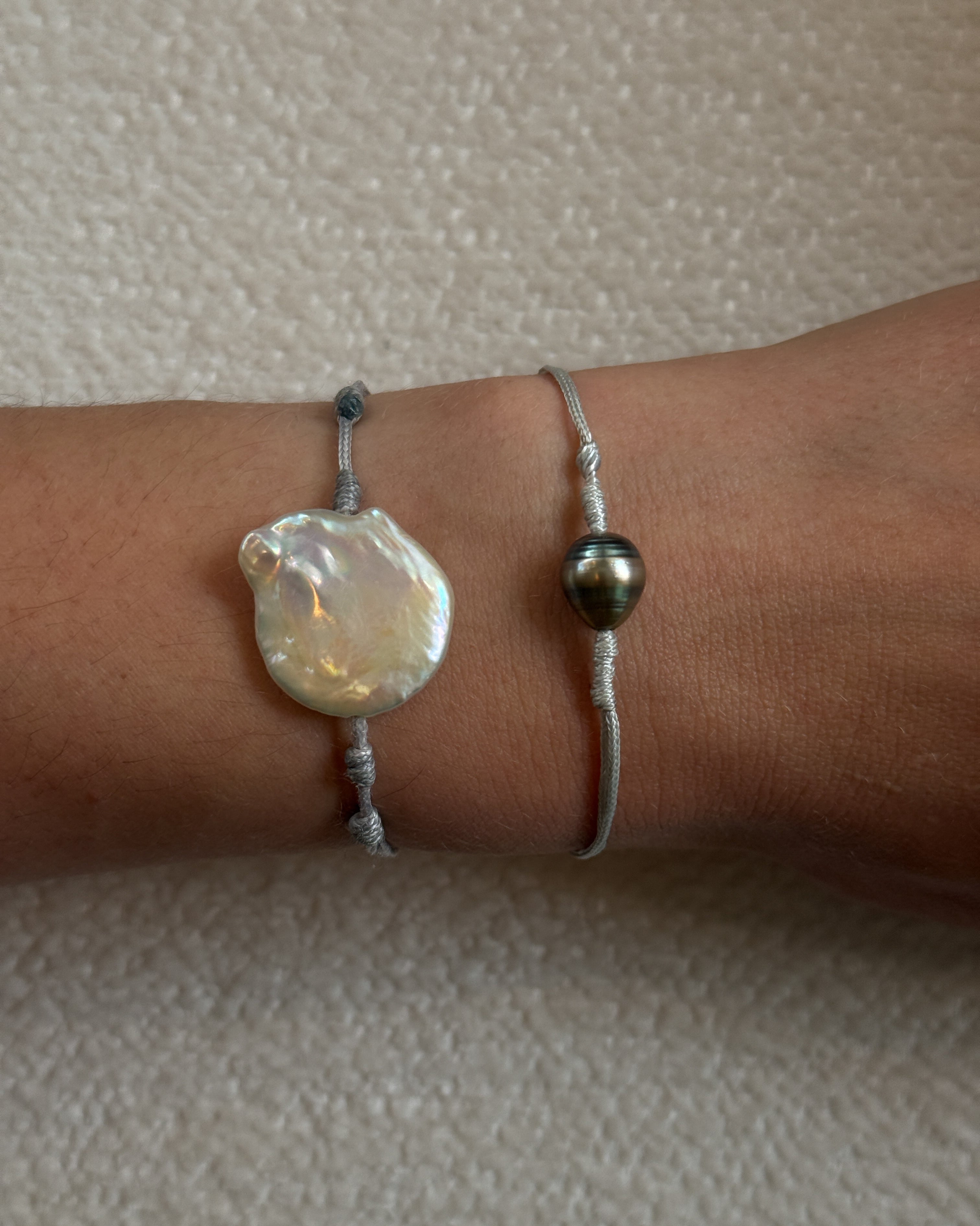 Pearl Strap Armband